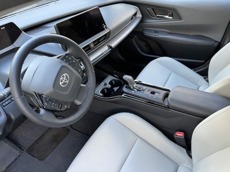 El Prius Hybrid con un nuevo diseño deportivo recorre hasta 57 millas por galón